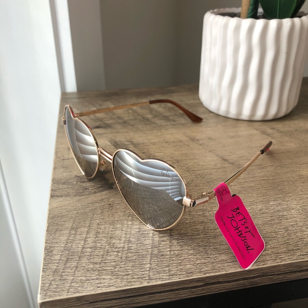 Betsey Johnson Heart Shaped Sunglasses - Picture 2 of 3